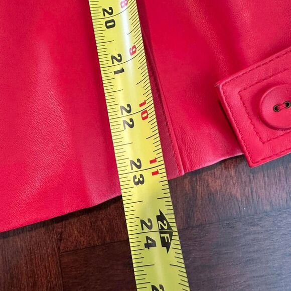 Ellen Tracy for Saks Fifth Avenue Red 100% leather jacket with an acetate lining - Picture 7 of 8